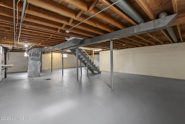 3322 Cawein Way, Louisville, KY 40220