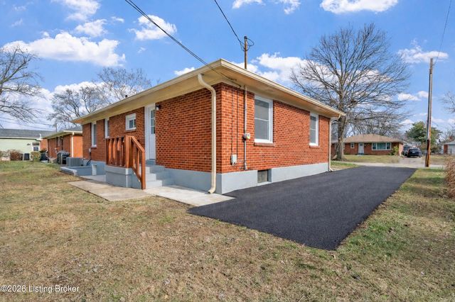 3322 Cawein Way, Louisville, KY 40220