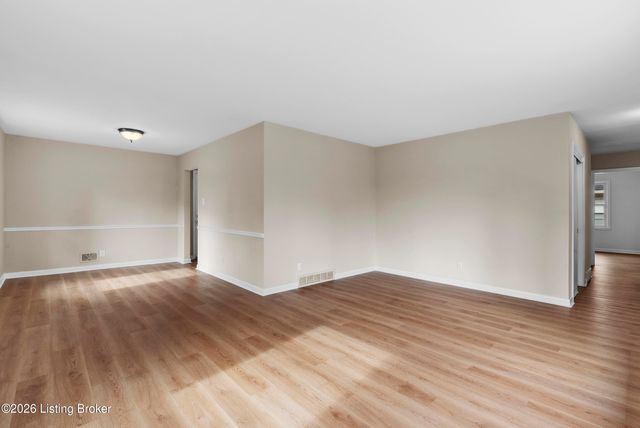 3322 Cawein Way, Louisville, KY 40220