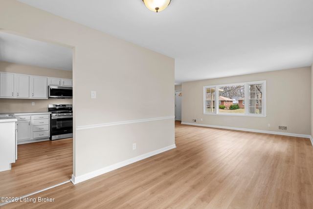 3322 Cawein Way, Louisville, KY 40220