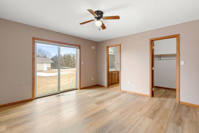 19 13th Street NE, Kasson, MN 55944