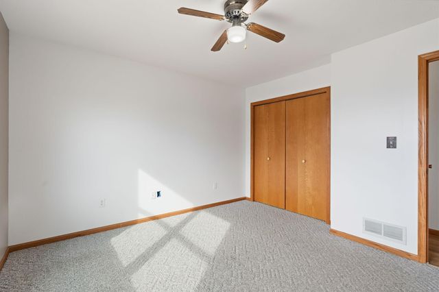 19 13th Street NE, Kasson, MN 55944