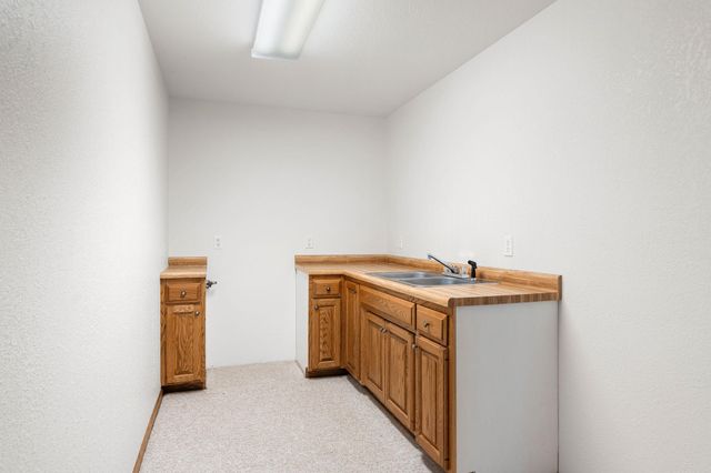 19 13th Street NE, Kasson, MN 55944