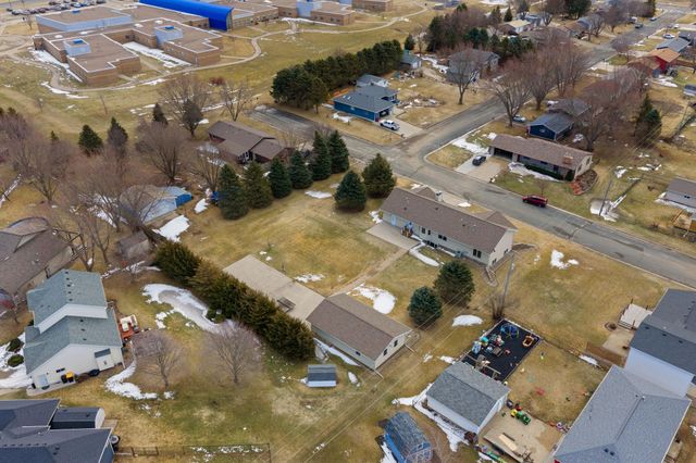 19 13th Street NE, Kasson, MN 55944