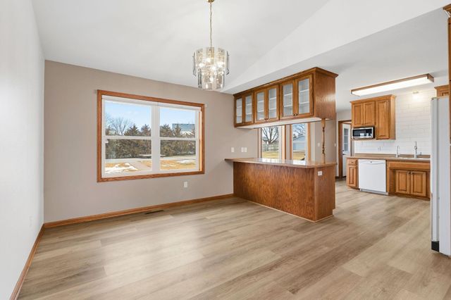 19 13th Street NE, Kasson, MN 55944