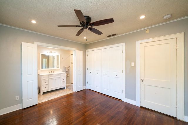 702 E Young St., Longview, TX 75602