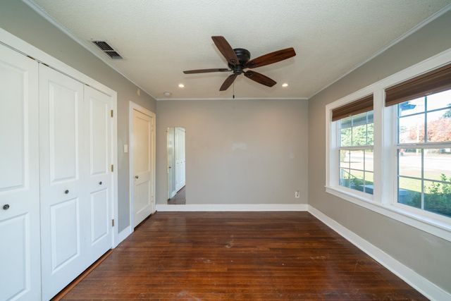 702 E Young St., Longview, TX 75602