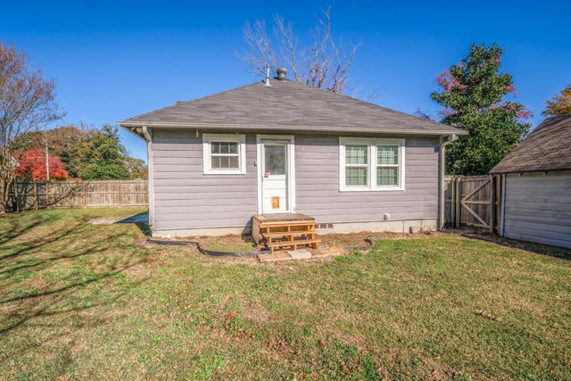 702 E Young St., Longview, TX 75602