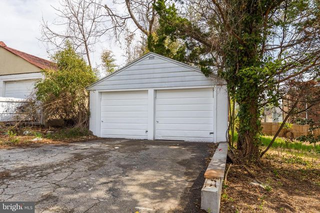 3227 BERKLEY AVE, Drexel Hill, PA 19026