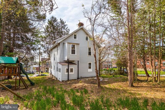 3227 BERKLEY AVE, Drexel Hill, PA 19026