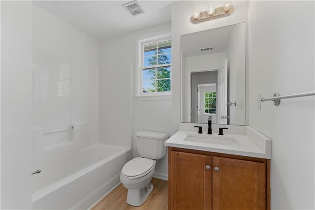 125 W Chestnut Way, Dallas, GA 30132