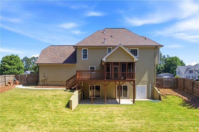 125 W Chestnut Way, Dallas, GA 30132