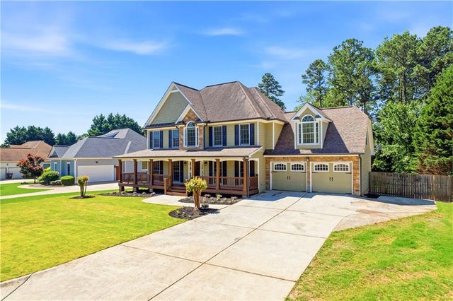 125 W Chestnut Way, Dallas, GA 30132