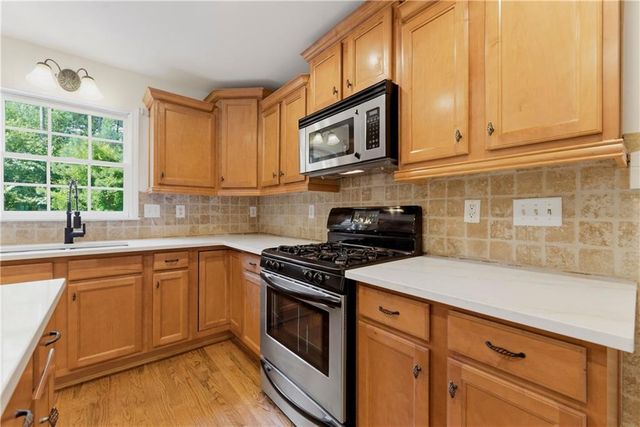 125 W Chestnut Way, Dallas, GA 30132