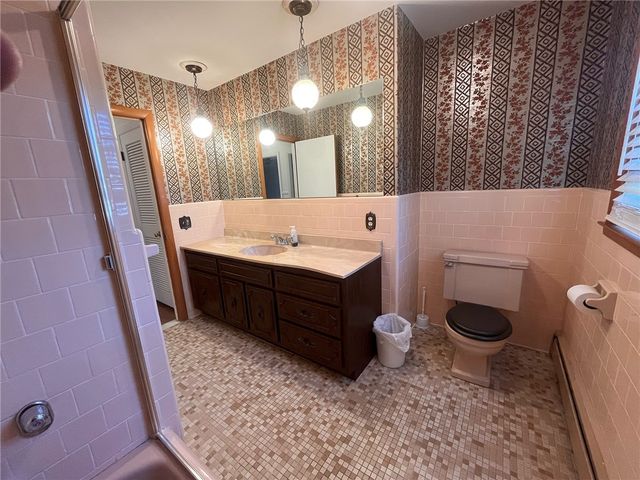 23 Di Ponte Drive, Johnston, RI 02919