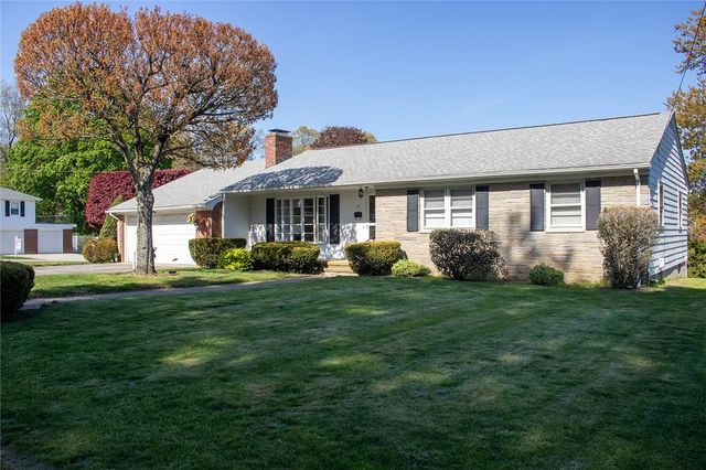 23 Di Ponte Drive, Johnston, RI 02919