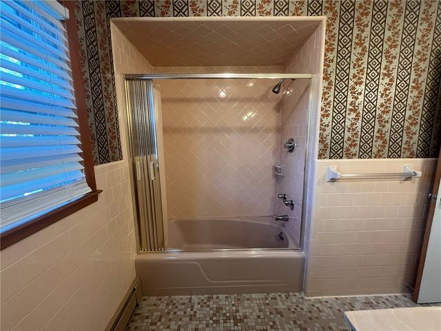 23 Di Ponte Drive, Johnston, RI 02919