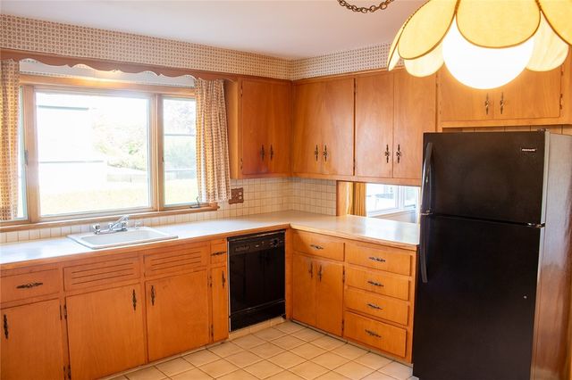 23 Di Ponte Drive, Johnston, RI 02919