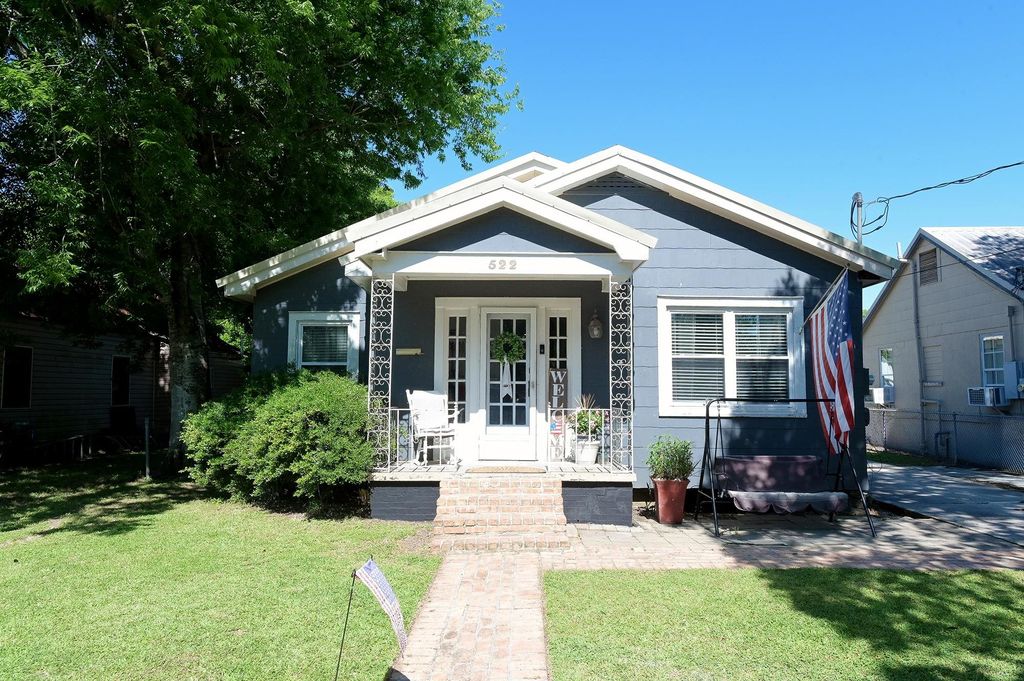 522 St Charles St, Thibodaux, LA 70301