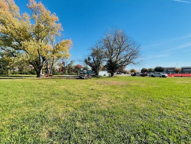 901 SE Walton Boulevard, Bentonville, AR 72712