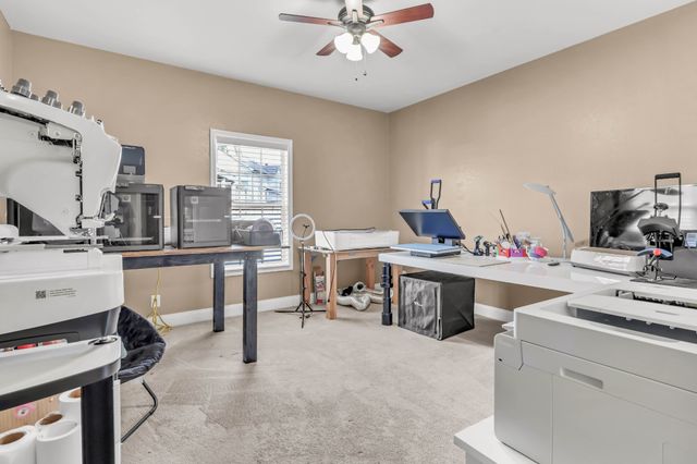 598 Press Grove Dr, Clarksville, TN 37043
