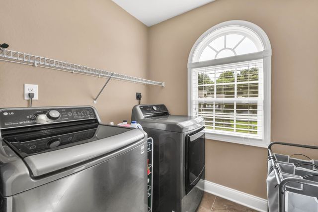 598 Press Grove Dr, Clarksville, TN 37043