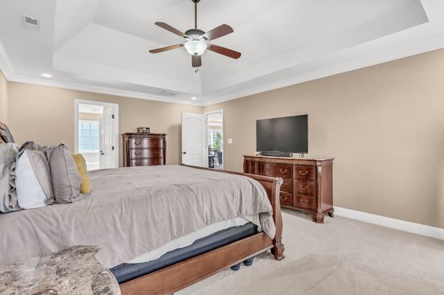 598 Press Grove Dr, Clarksville, TN 37043