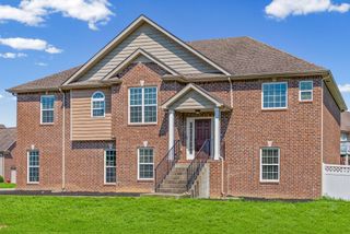 598 Press Grove Dr, Clarksville, TN 37043