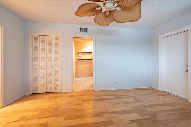 3333 NE 36th St 6, Fort Lauderdale, FL 33308