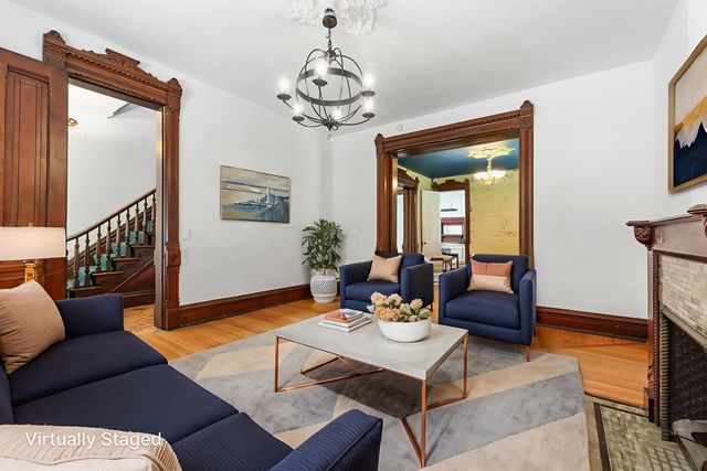 63 Smith Place, Columbus, OH 43201