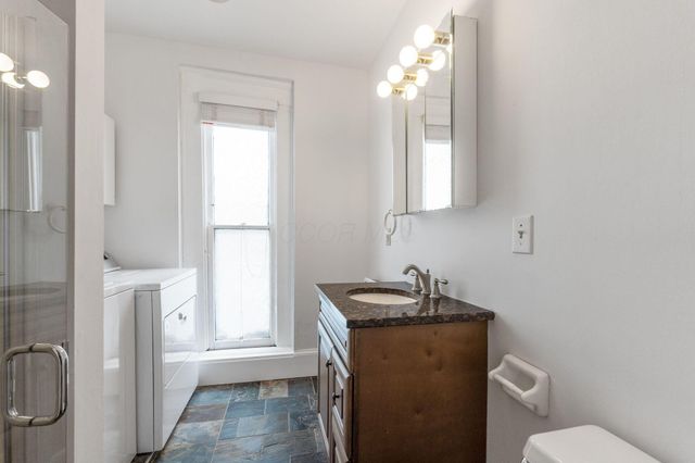 63 Smith Place, Columbus, OH 43201