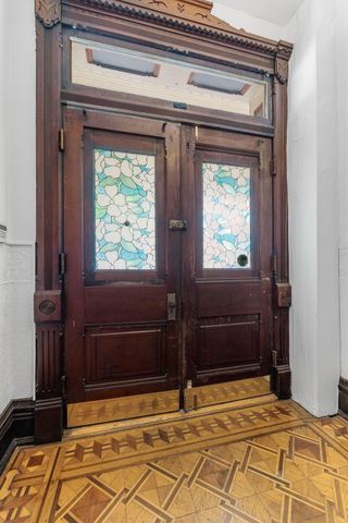 63 Smith Place, Columbus, OH 43201