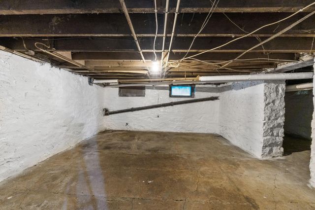 63 Smith Place, Columbus, OH 43201