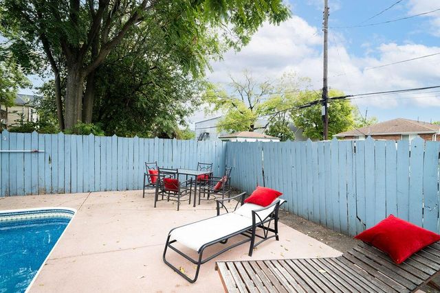 63 Smith Place, Columbus, OH 43201