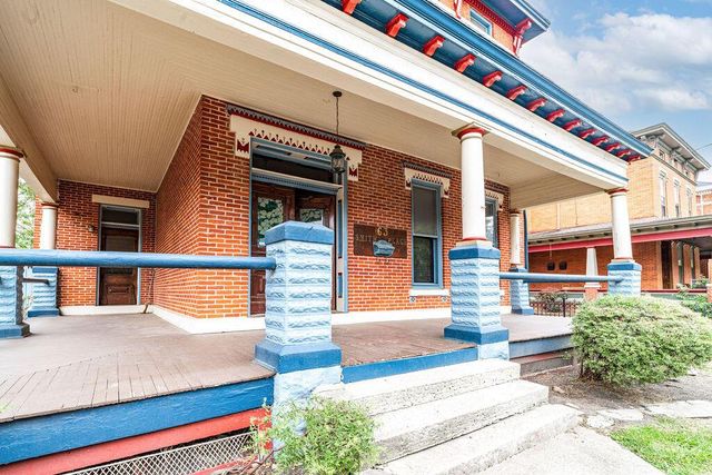 63 Smith Place, Columbus, OH 43201