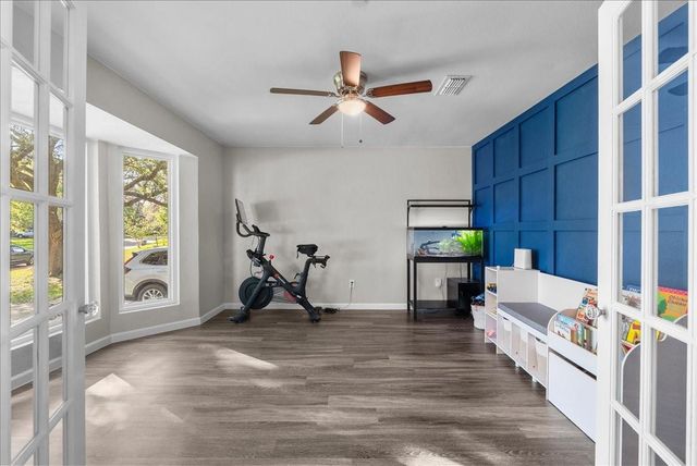 15431 Wandering Trail, Friendswood, TX 77546