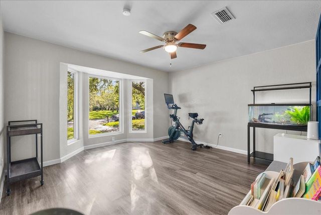 15431 Wandering Trail, Friendswood, TX 77546