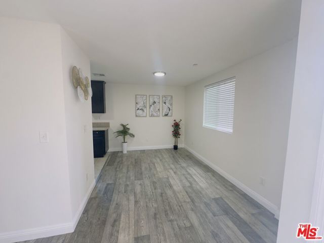 2436 E 115th Place 2434, Los Angeles, CA 90059