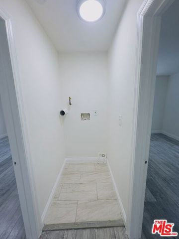 2436 E 115th Place 2434, Los Angeles, CA 90059