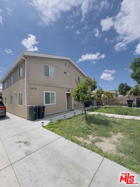2436 E 115th Place 2434, Los Angeles, CA 90059