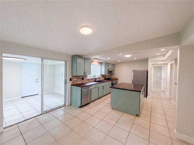 119 LANTERN LANE, Winter Haven, FL 33884