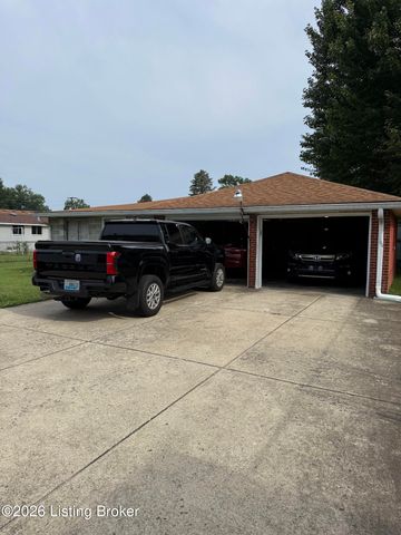 2237 Thurman Dr, Louisville, KY 40216
