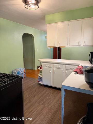 2237 Thurman Dr, Louisville, KY 40216