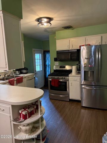 2237 Thurman Dr, Louisville, KY 40216