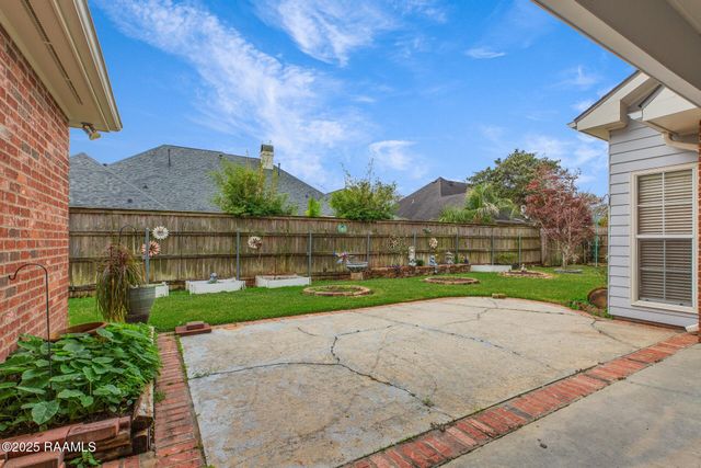 115 Westfield Drive, Lafayette, LA 70503