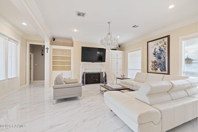 115 Westfield Drive, Lafayette, LA 70503