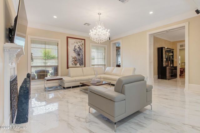 115 Westfield Drive, Lafayette, LA 70503