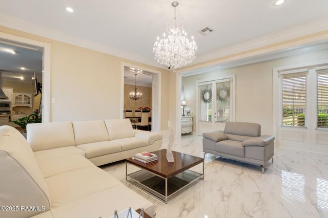 115 Westfield Drive, Lafayette, LA 70503