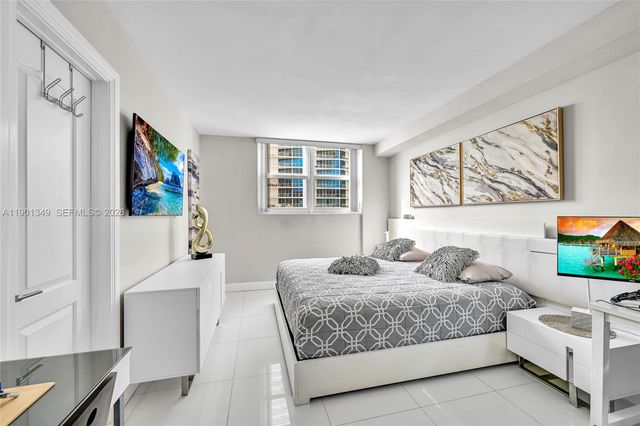 3001 S Ocean Drive 1513, Hollywood, FL 33019