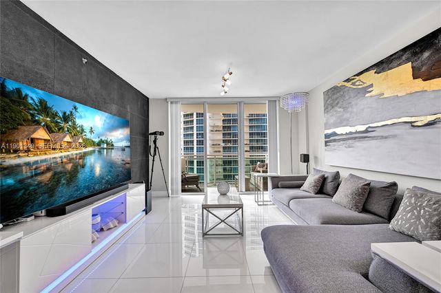 3001 S Ocean Drive 1513, Hollywood, FL 33019